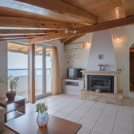 Apartment Pantheon Attic Alonnisos Town