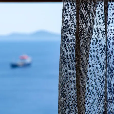 Pantheon Attic Alónnisos